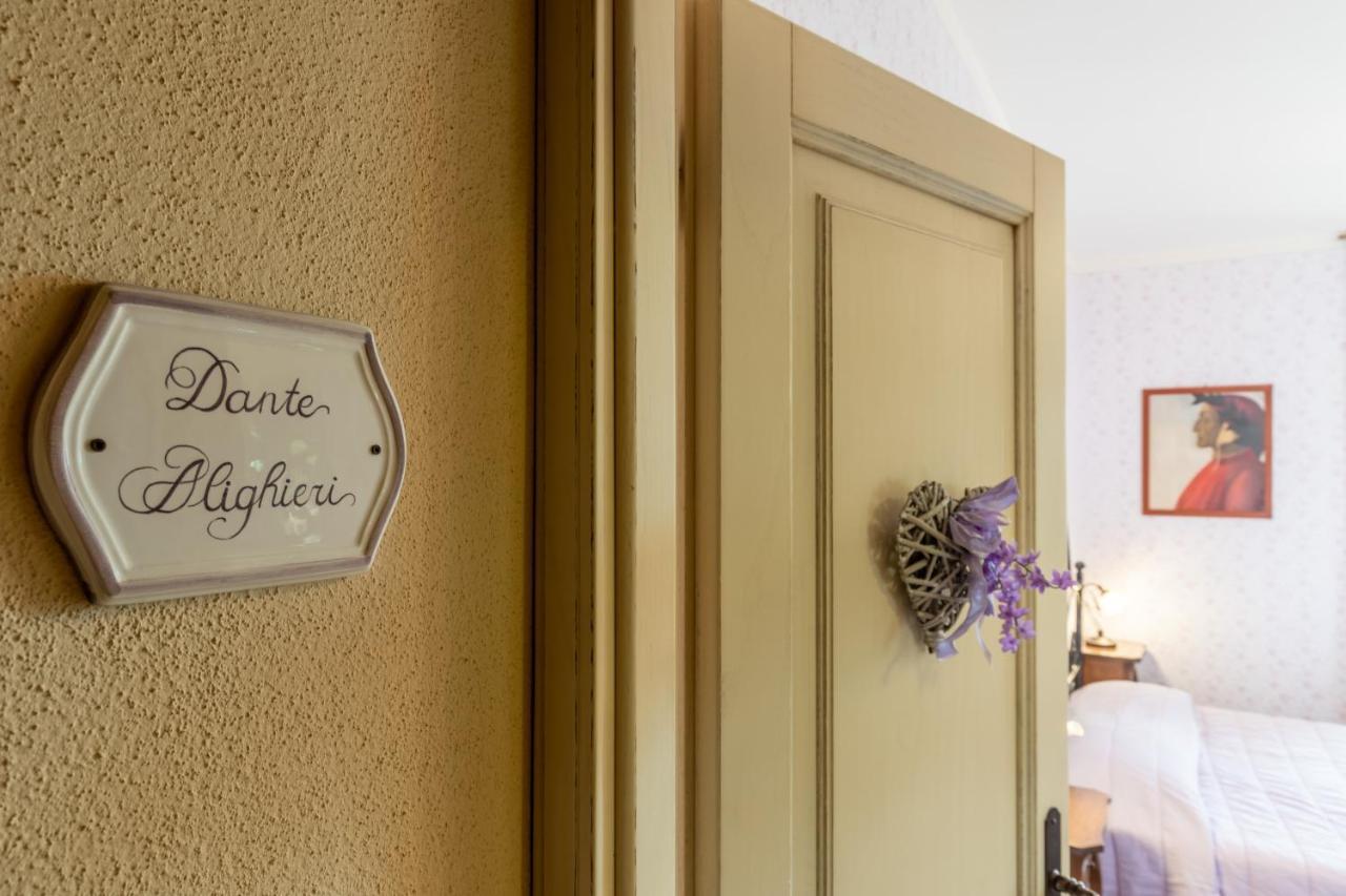 La Casa Medioevale Bed & Breakfast Lamporecchio Eksteriør bilde