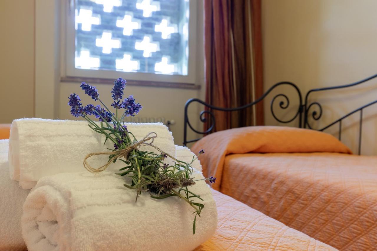 La Casa Medioevale Bed & Breakfast Lamporecchio Eksteriør bilde