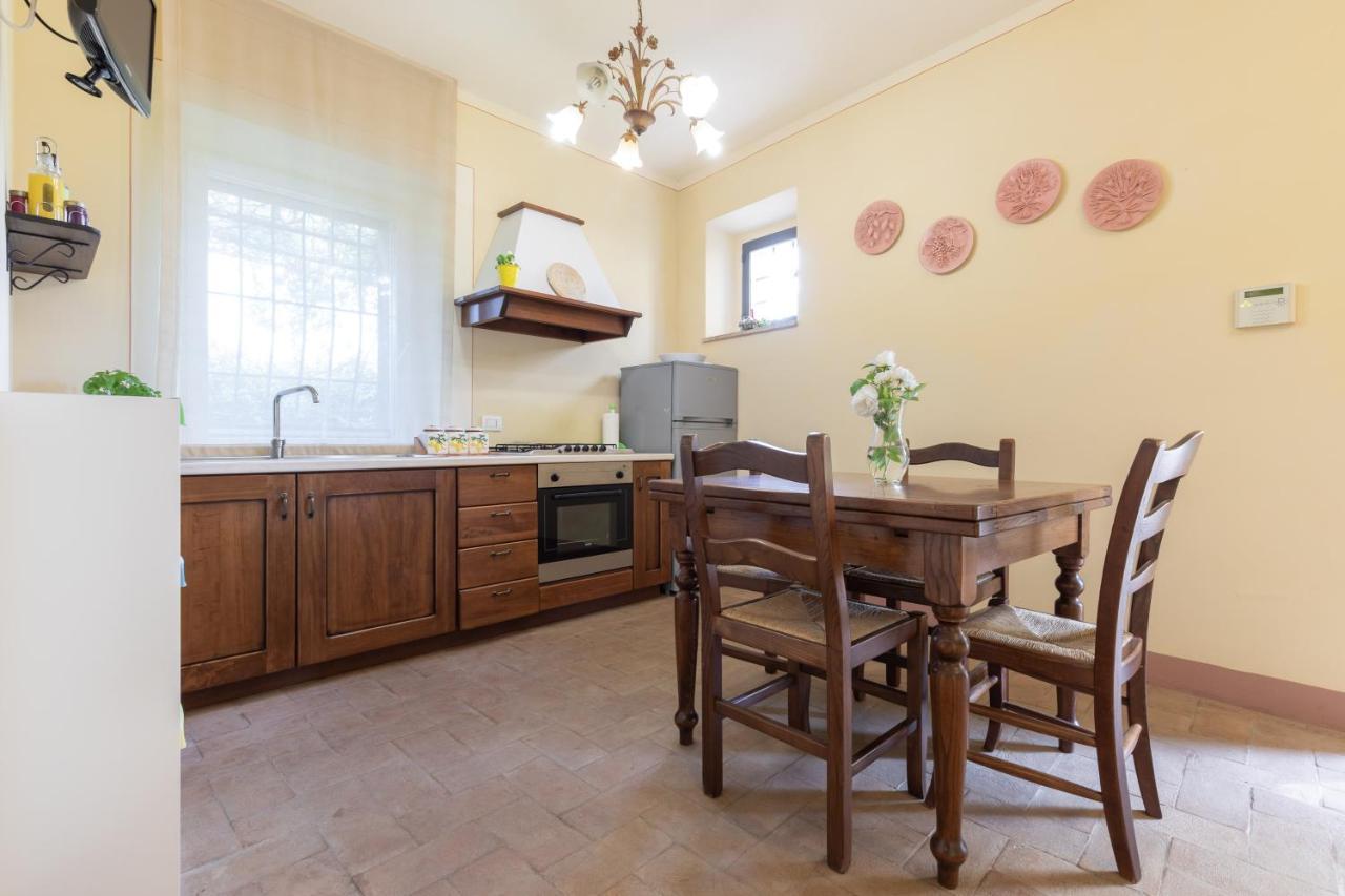 La Casa Medioevale Bed & Breakfast Lamporecchio Eksteriør bilde